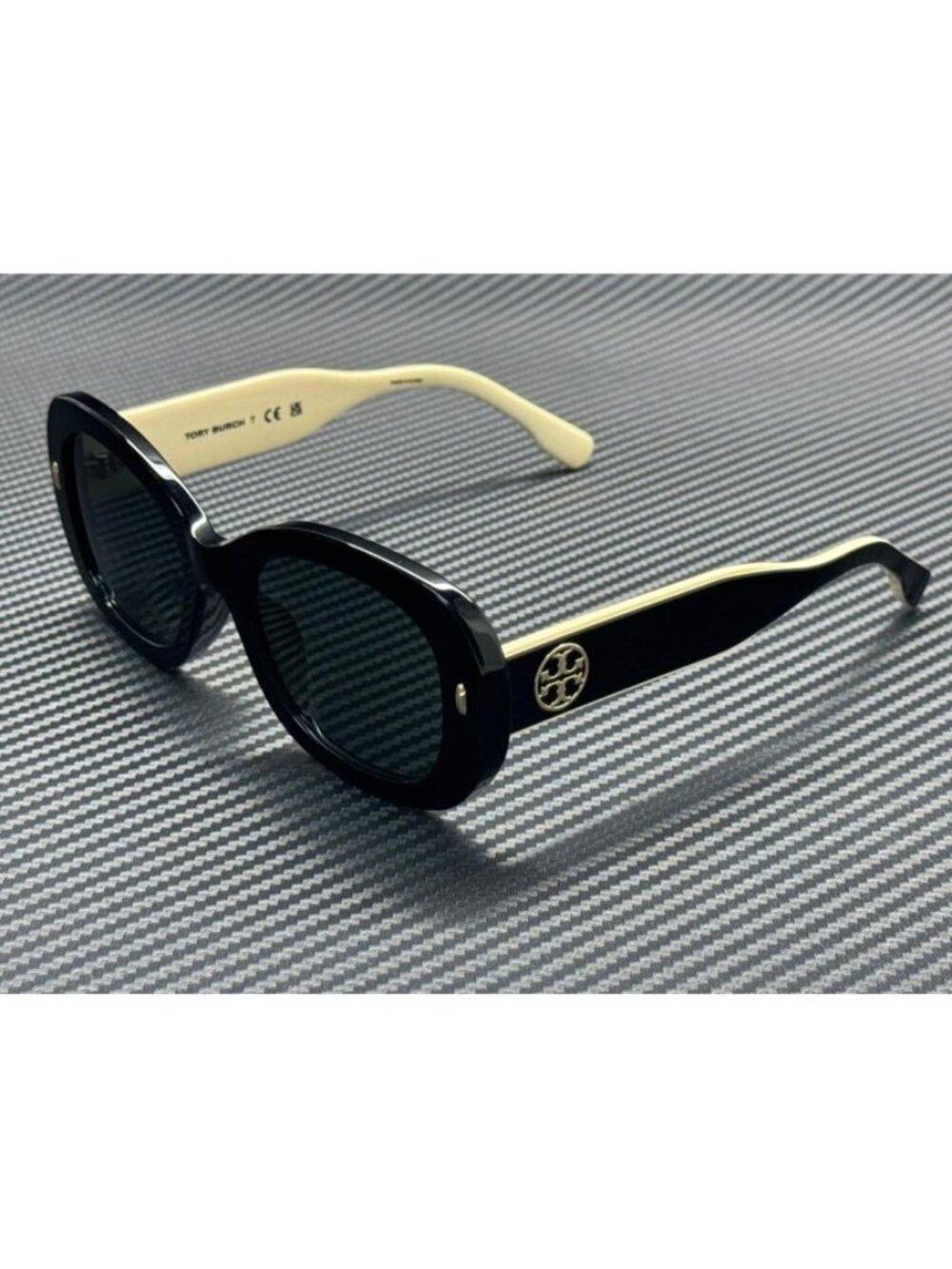 New Tory Burch Women Black Sunglasses 52-20-140